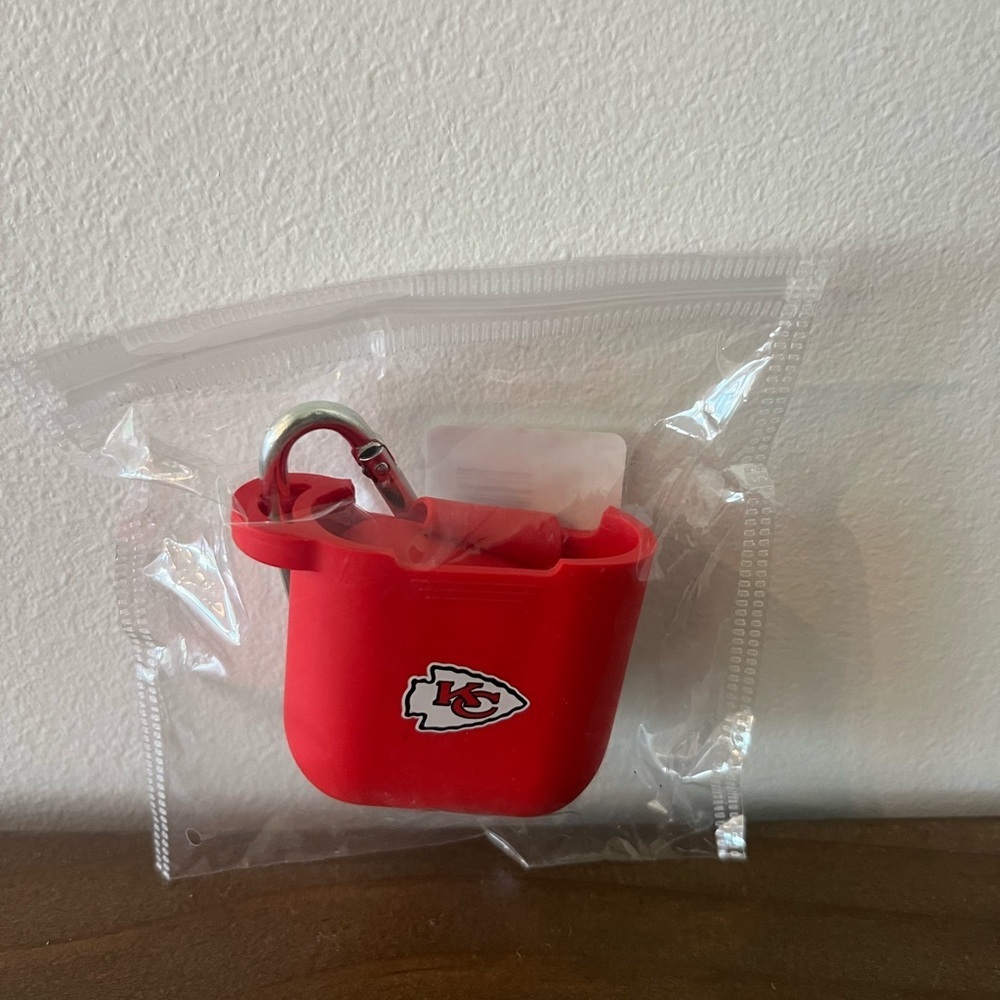 NFL Chiefs Unisex Airpods Protective Case